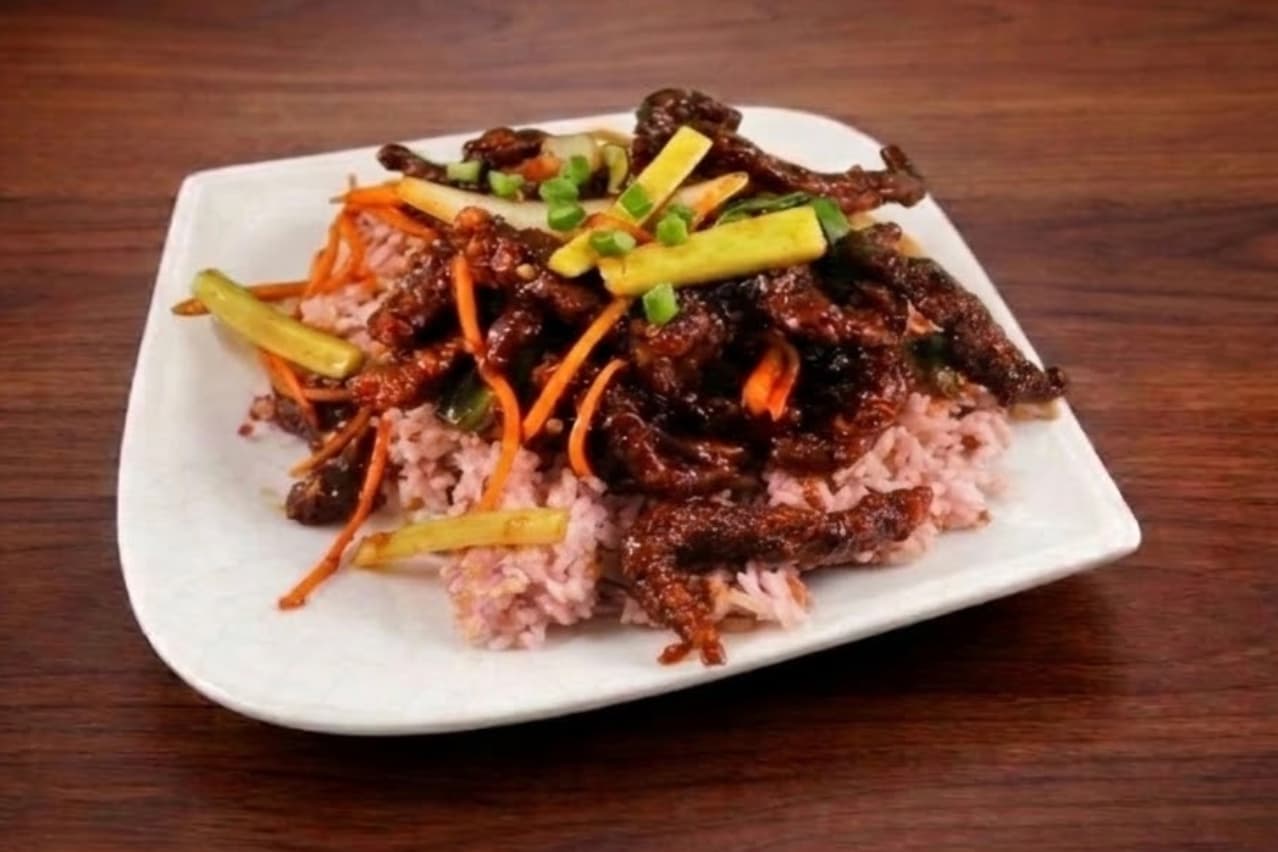Ginger Beef Rice Bowl