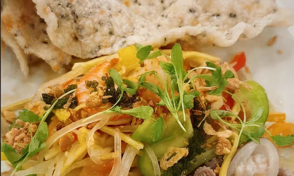 Vegan Mango Papaya Salad