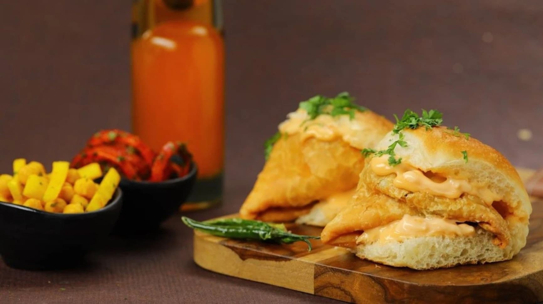 Individually Packed Samosa Pav