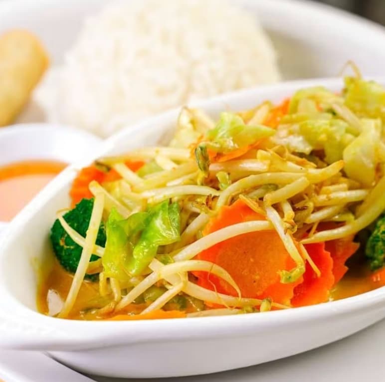 Fresh Vegetable Stir Fry in Curry