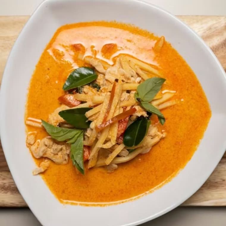 Red Curry with Bamboo Shoots