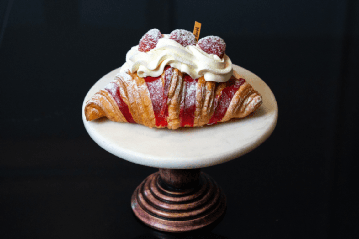 Strawberry Forest Croissant Box