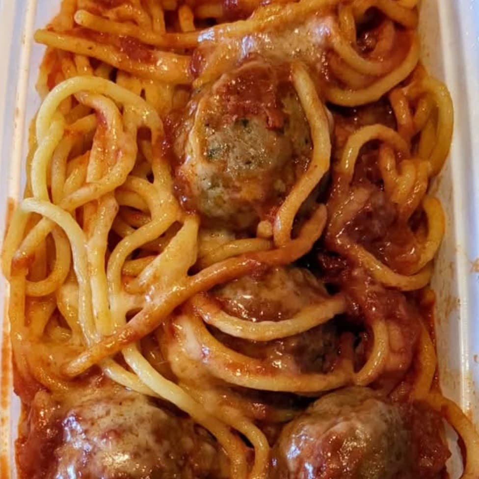 Spaghetti Tomato Sauce with Meatballs Platter