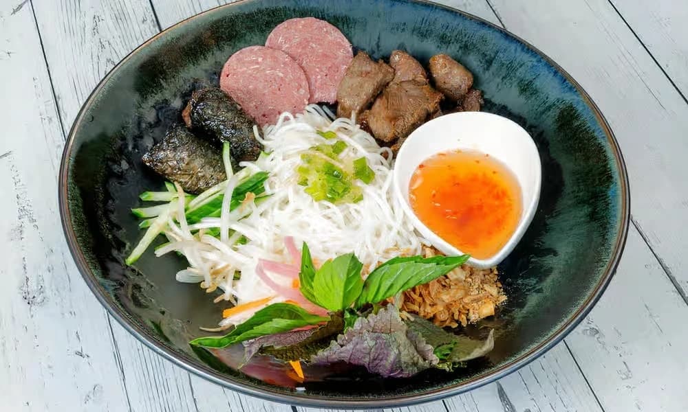 Grilled Beef Wrapped in Betel Leaves Vermicelli